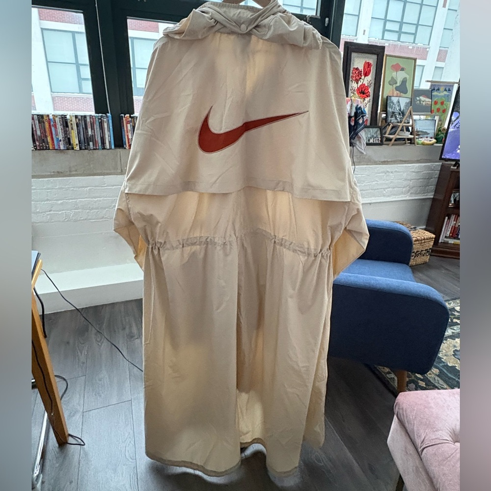 Nike Hooded Lightweight Trench Coat - Picture 5 of 12